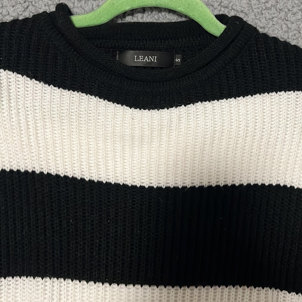 Oversized striped sweater - Picture 3 of 3